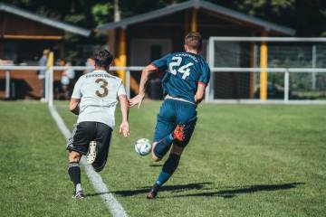 冲刺超稳，曼城近5个赛季4-5月英超战绩为34胜5平1负｜易游体育首页（配图示意）